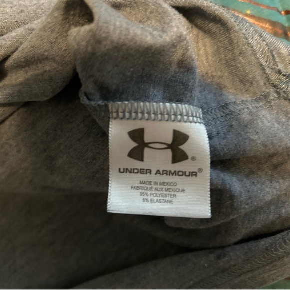 Long Sleeve Under Armour Shirt - Heat Gear - Men’s LARGE - Picture 11 of 15